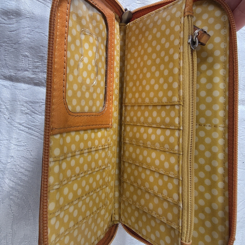 Fossil Key-Per Retro Wallet - AS IS / Rough Condition - Picture 4 of 7